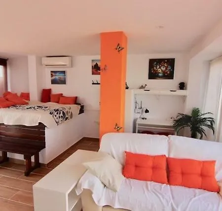 Atico Duplex En 1a Linea De Mar アパート *