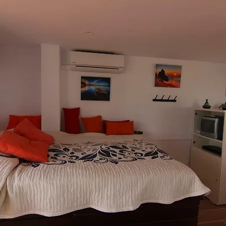 Atico Duplex En 1a Linea De Mar デニア