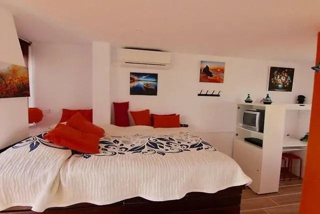 Appartement Atico Duplex En 1a Linea De Mar *
