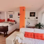 Atico Duplex En 1a Linea De Mar アパート *
